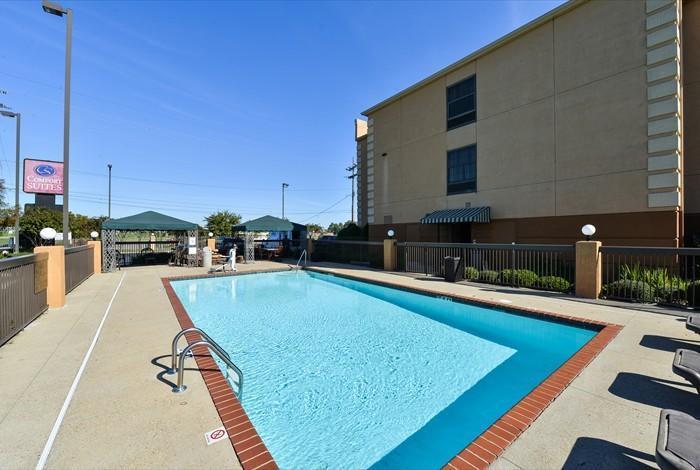 Comfort Suites Monroe Exterior foto